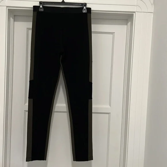 BCBGMaxAzria Color Block Knit Leggings - Picture 2 of 5